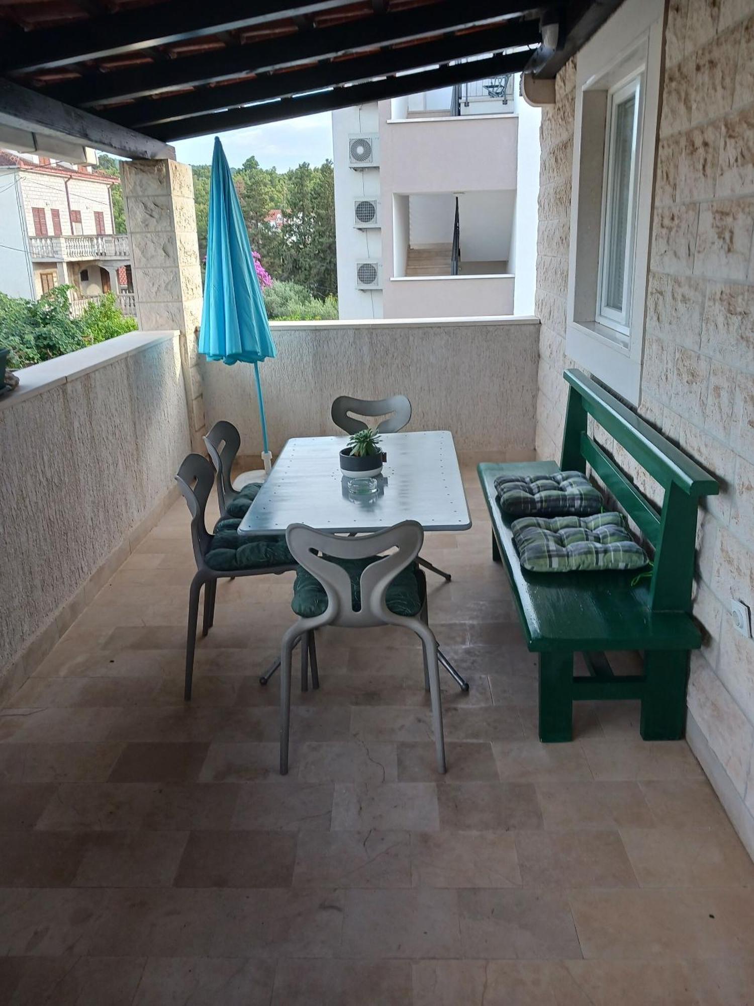 Apartments Marino - Near Family Friendly Beach Supetar Eksteriør bilde