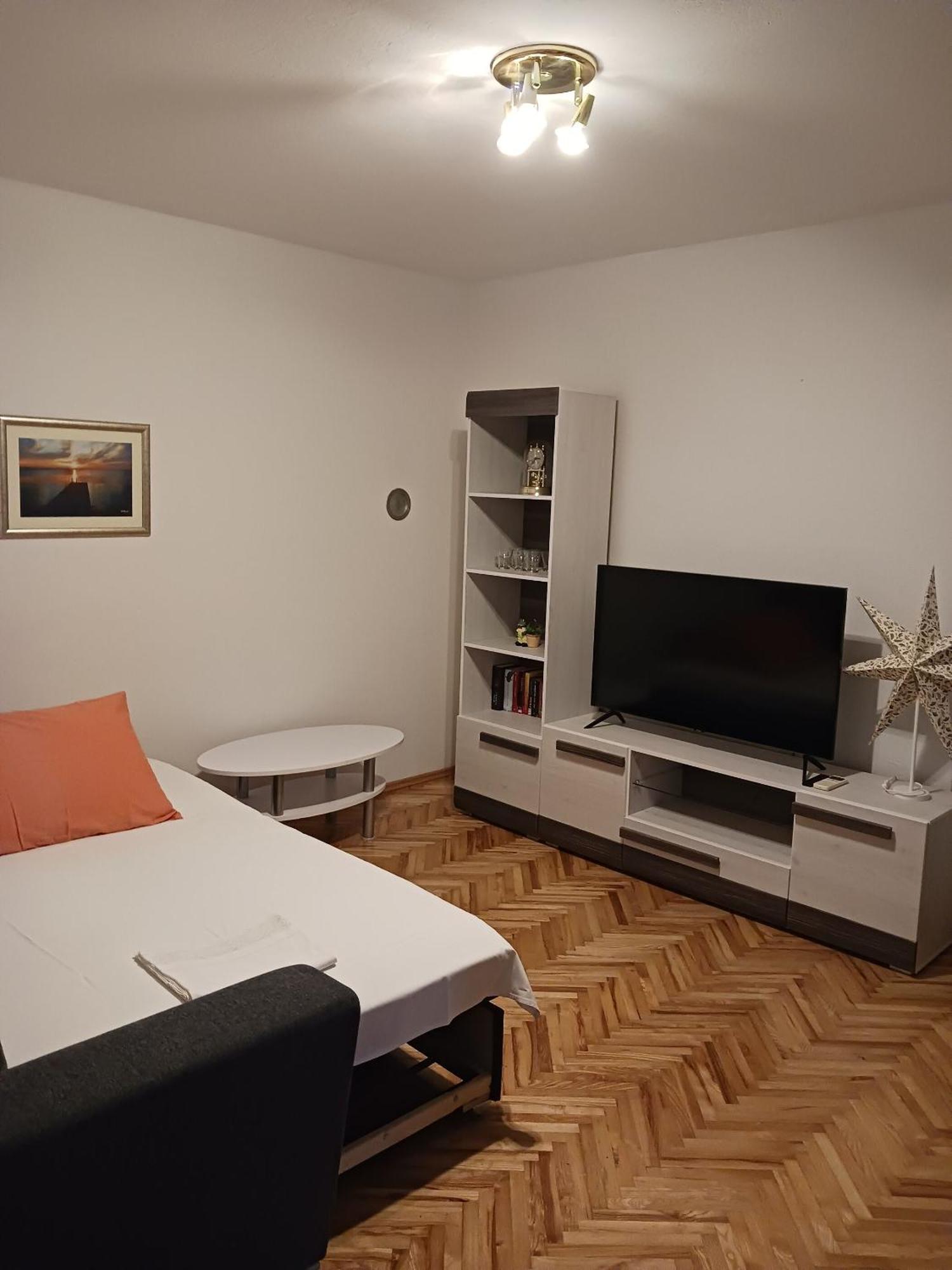 Apartments Marino - Near Family Friendly Beach Supetar Eksteriør bilde
